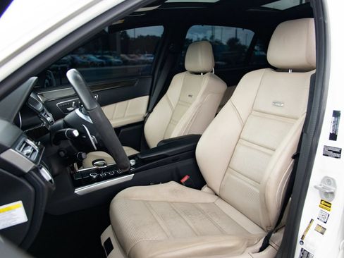 Used 2014 Mercedes-Benz E 63 AMG S-Model image 20