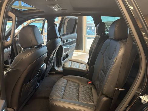 Certified 2025 Kia Telluride SX X-Line AWD/4WD image 37