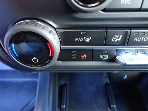 New 2025 Ford Bronco Big Bend w/ Black Diamond Package image 16