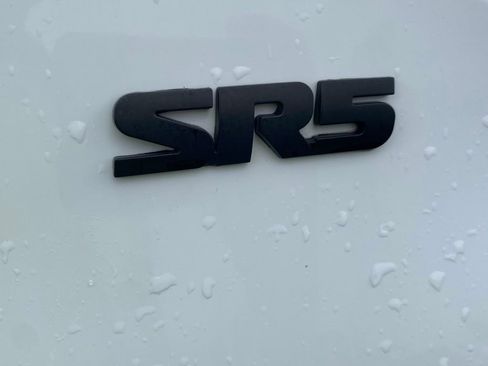 Used 2022 Toyota Tundra SR5 image 15