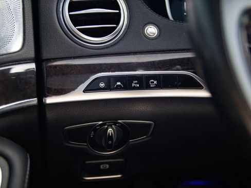 Used 2015 Mercedes-Benz S 550 Sedan image 45