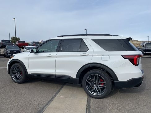 New 2026 Ford Explorer ST image 24