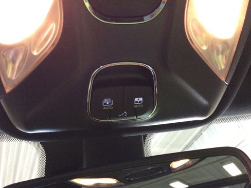 Used 2024 Jeep Compass Limited w/ Elite Group image 21