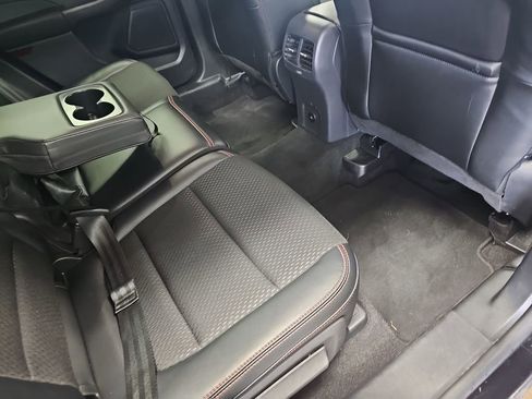 Used 2025 Ford Escape ST-Line AWD/4WD image 10