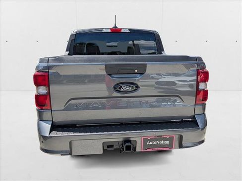 New 2025 Ford Maverick Lobo image 8