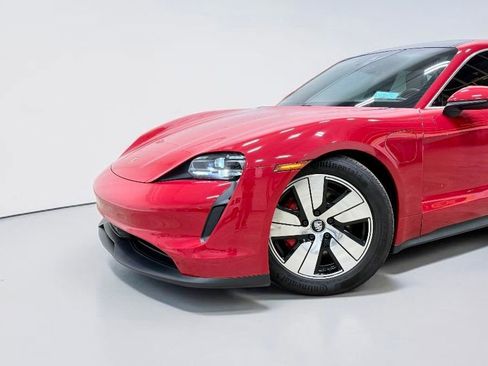 Used 2022 Porsche Taycan 4S AWD/4WD image 3
