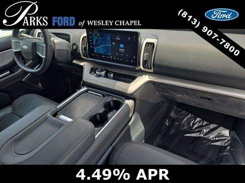 Certified 2025 Ford Expedition Active AWD/4WD image 11