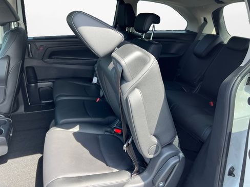 Certified 2026 Honda Odyssey EX-L image 13