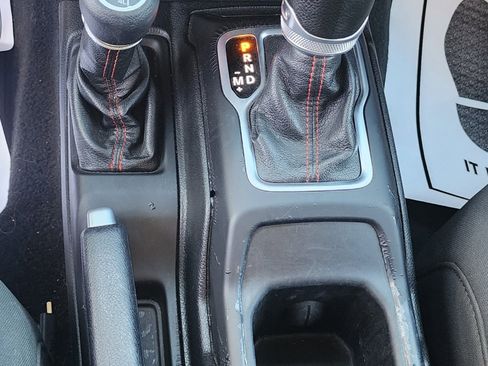 Used 2020 Jeep Wrangler Unlimited Rubicon image 12