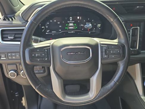 Used 2022 GMC Yukon Denali w/ Denali Ultimate Package RWD image 34