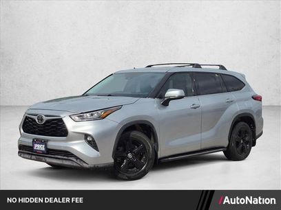 Used 2020 Toyota Highlander LE