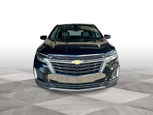 Used 2024 Chevrolet Equinox LT FWD image 3