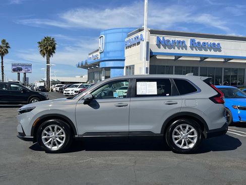 Certified 2023 Honda CR-V EX image 2