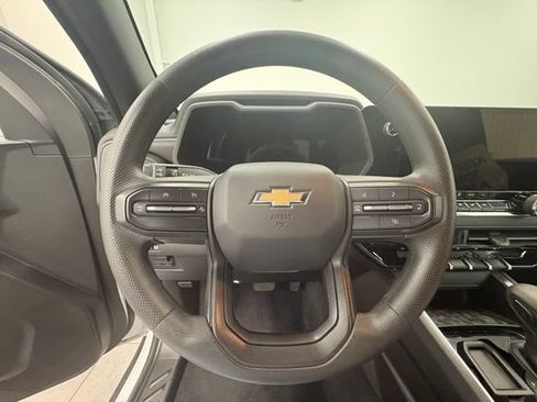 Used 2025 Chevrolet Colorado W/T w/ Advanced Trailering Package RWD image 14