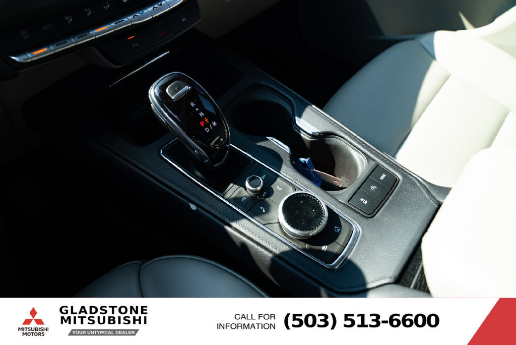 Used 2023 Cadillac XT4 Premium Luxury AWD/4WD image 17