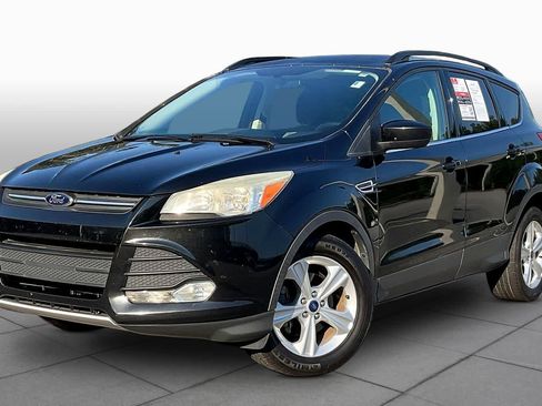 Used 2015 Ford Escape SE w/ Equipment Group 201A FWD image 1