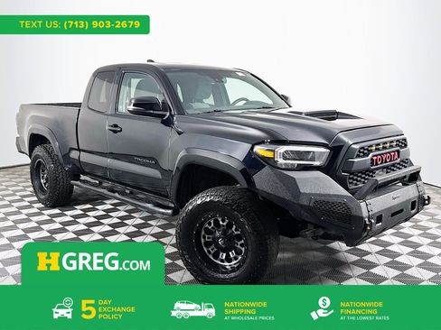 Used 2022 Toyota Tacoma TRD Sport w/ TRD Premium Sport Package RWD image 1