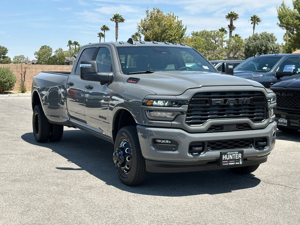New 2026 RAM 3500 Big Horn AWD/4WD image 8