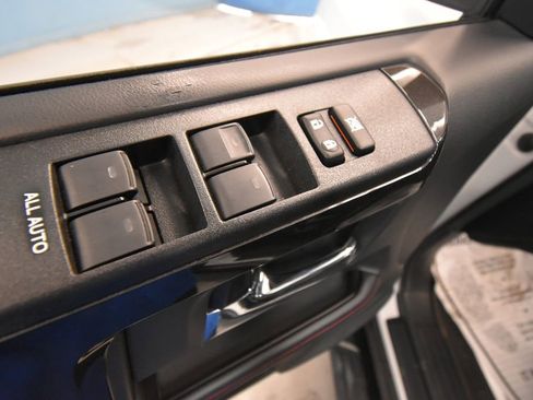 Used 2024 Toyota 4Runner TRD Off-Road Premium image 5