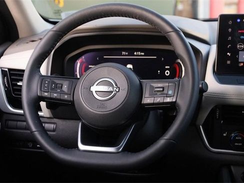 Certified 2024 Nissan Rogue SL w/ SL Premium Package image 25