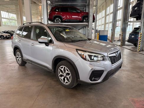 Used 2021 Subaru Forester Premium w/ Popular Package #1 AWD/4WD image 1