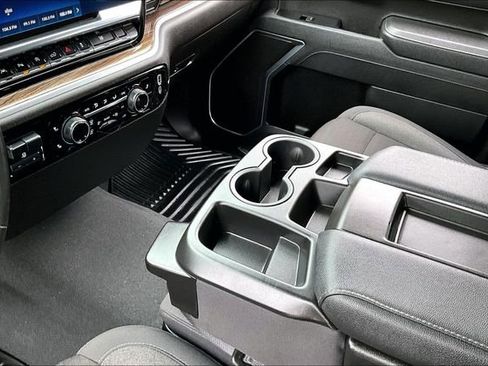 Used 2025 Chevrolet Silverado 1500 LT w/ Safety Package image 15