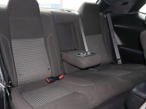 Used 2023 Dodge Challenger SXT image 21