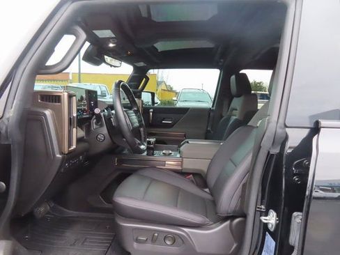 Used 2025 GMC Hummer EV 2X image 14