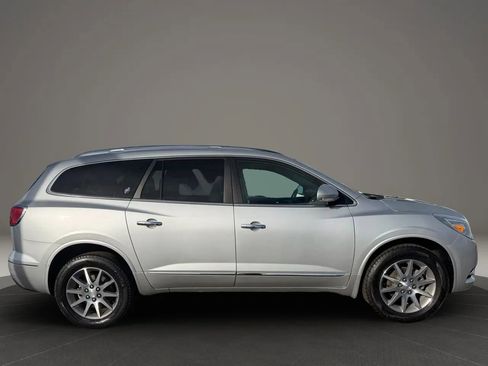 Used 2017 Buick Enclave Leather image 7