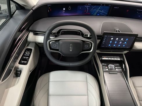 New 2026 Lincoln Nautilus Premier image 20