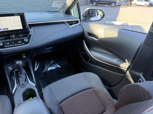 Used 2024 Toyota Corolla SE w/ SE Premium Package image 19