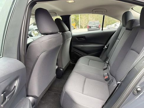 Used 2025 Toyota Corolla LE image 13