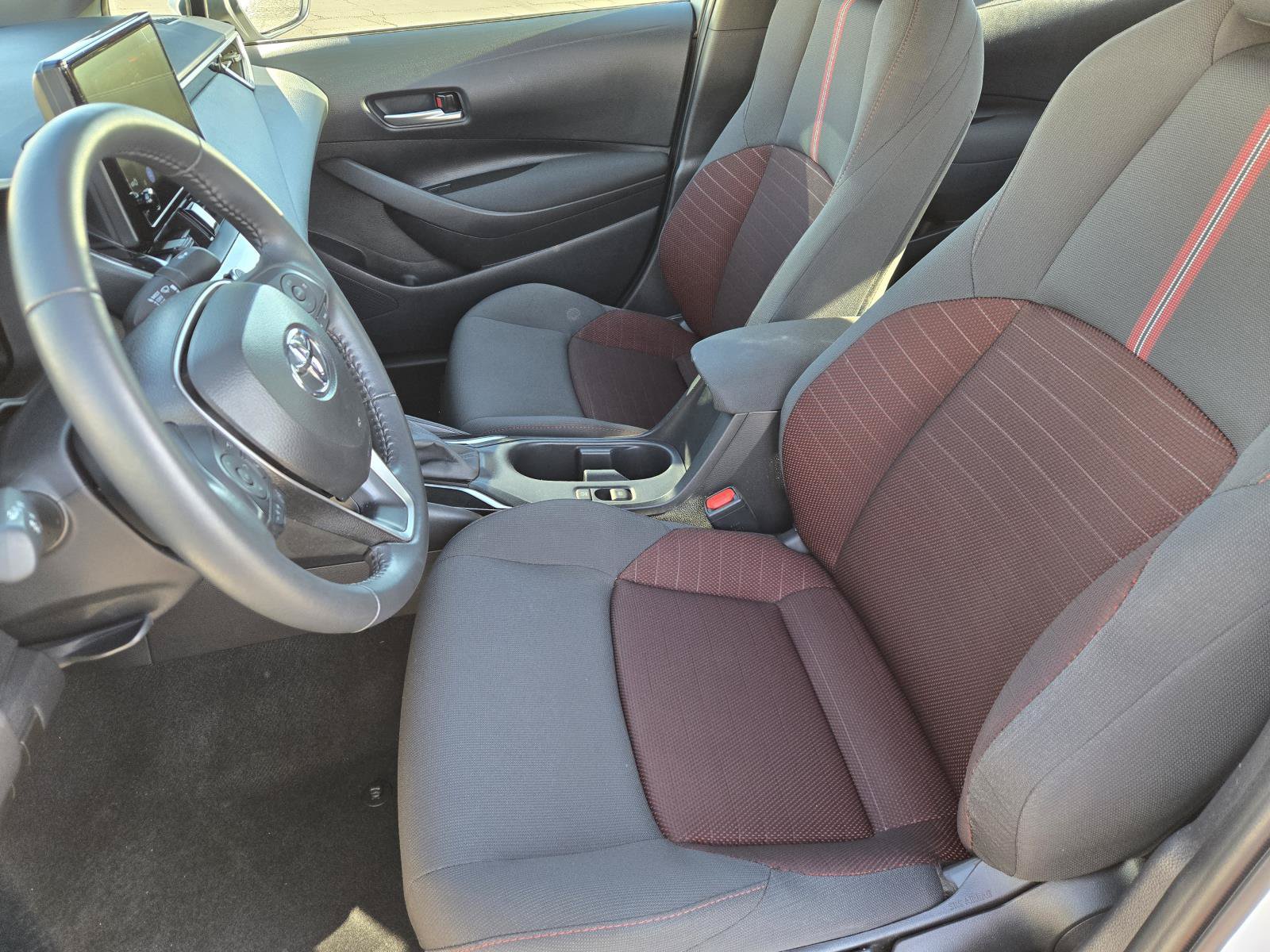 Used 2026 Toyota Corolla SE FWD image 22