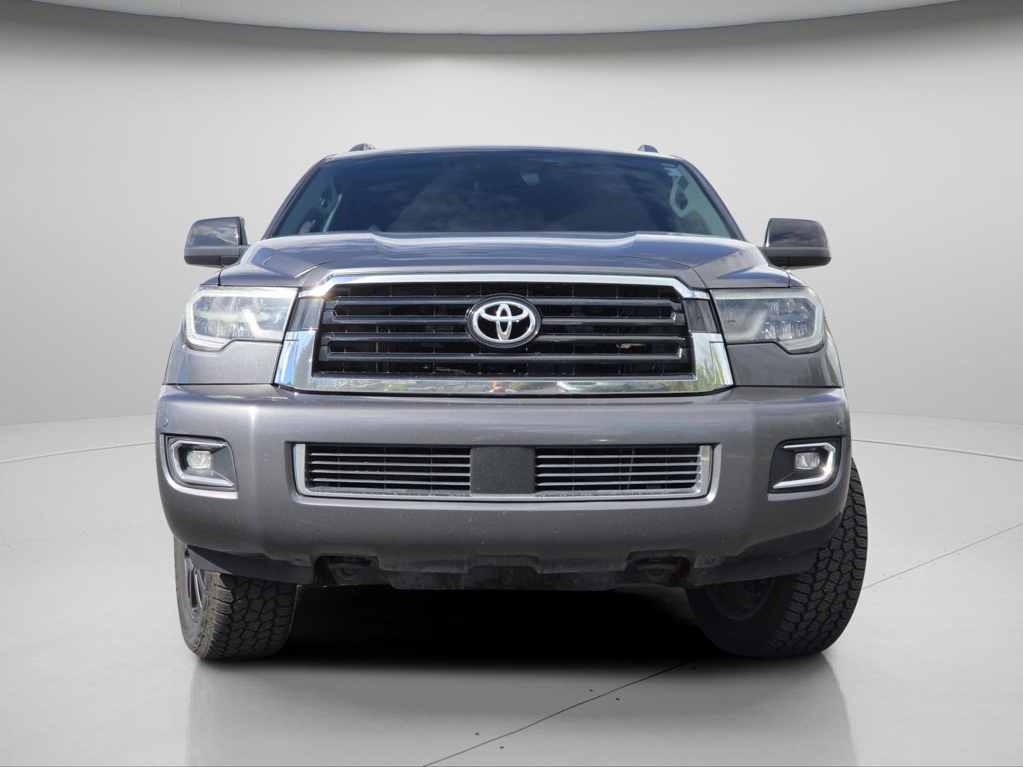 Used 2019 Toyota Sequoia TRD Sport AWD/4WD image 3