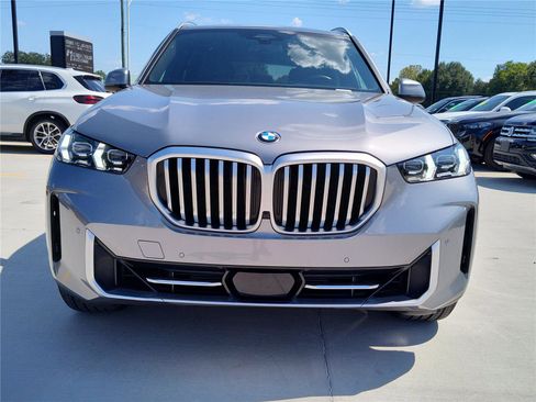 Certified 2025 BMW X5 xDrive40i image 12