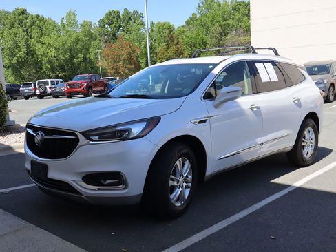 Used 2019 Buick Enclave Essence image 8
