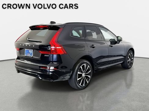 Certified 2025 Volvo XC60 B5 Plus w/ Protection Package Premier image 5