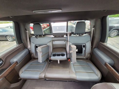 Used 2020 GMC Sierra 2500 Denali w/ Denali Ultimate Package image 18