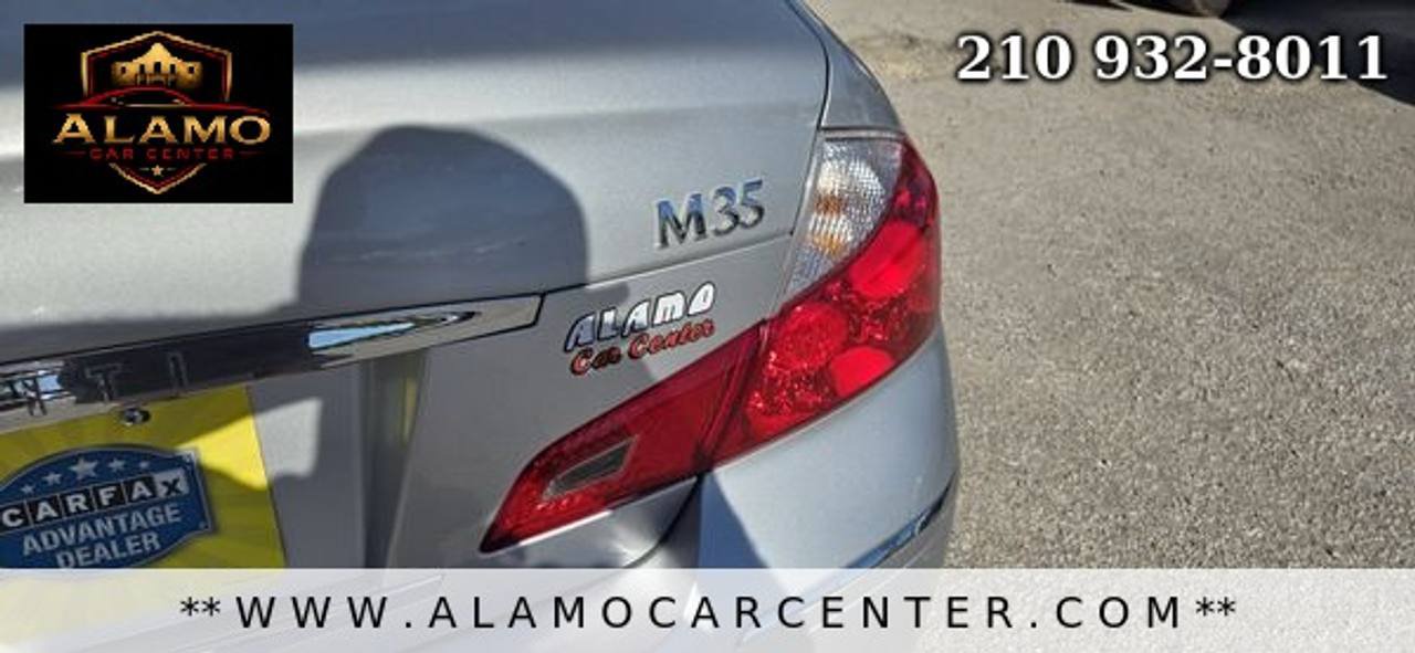 Used 2009 INFINITI M35 w/ Technology Pkg RWD image 12