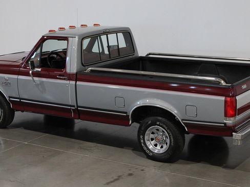 Used 1990 Ford F150 2WD Regular Cab image 10