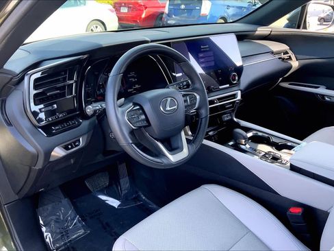 Used 2025 Lexus RX 350 Premium image 17