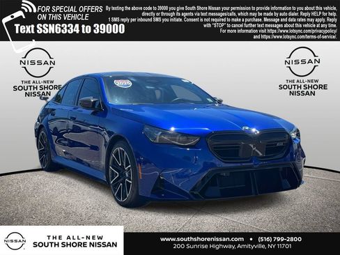 Used 2025 BMW M5 w/ Carbon Package AWD/4WD image 1