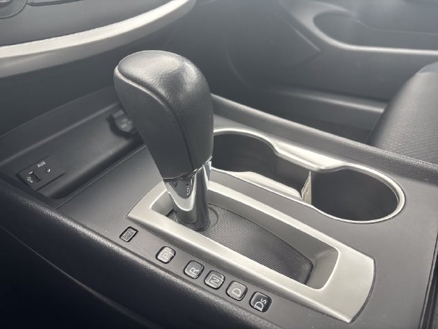 Used 2016 Nissan Altima 2.5 SR FWD image 21