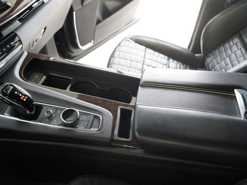 Used 2021 Cadillac Escalade Sport Platinum w/ LPO, ONYX Package image 21