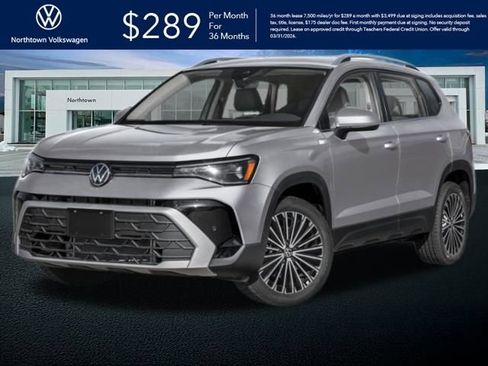 New 2025 Volkswagen Taos SE image 1