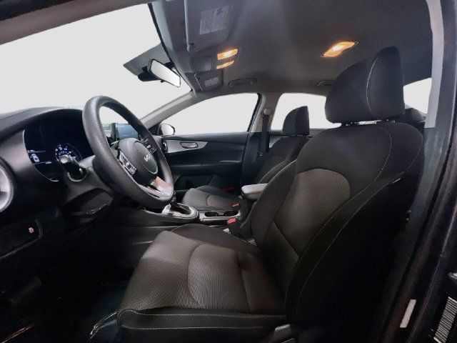 Certified 2023 Kia Forte LXS FWD image 19