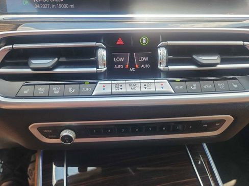 Used 2021 BMW X5 xDrive40i w/ Convenience Package image 17