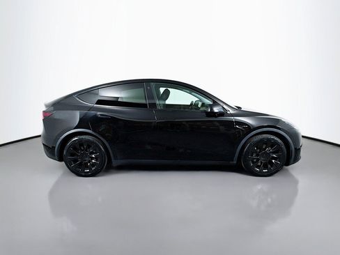 Used 2021 Tesla Model Y Long Range AWD/4WD image 6