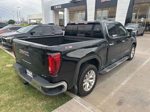 Used 2022 GMC Sierra 1500 SLT AWD/4WD image 4