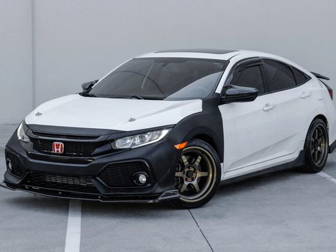 Used 2018 Honda Civic Si image 7